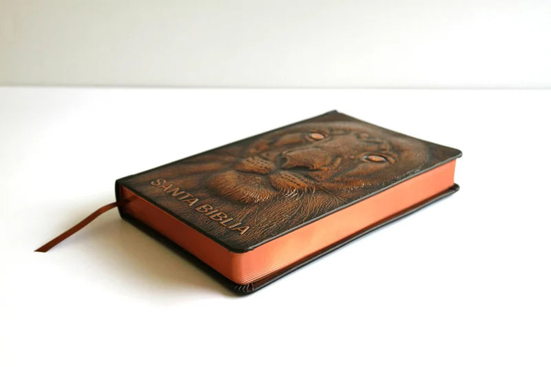 Biblia RVR 1960 León de Judá, Letra Grande, edición especial bronce