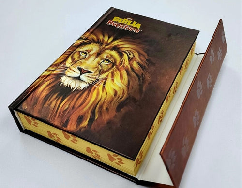 Biblia Aventura NBLA - Tapa dura, Interior a color, Cierre Magnetico